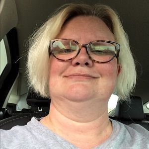 Meet your Posher, Stacey